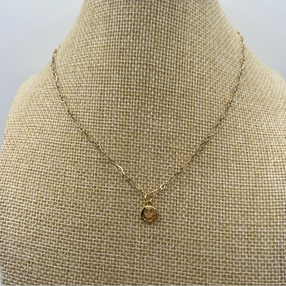 Smiley face necklace - 14K gold filled - 15”